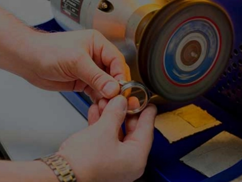 Special Design of Rubber Grinding Wheel: How To Improve Its Processing Accuracy And Efficiency?