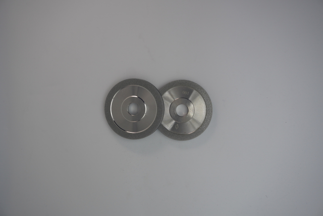 Electroplated Diamond Parallel Grinding Wheel for Universal Sharpening Machine